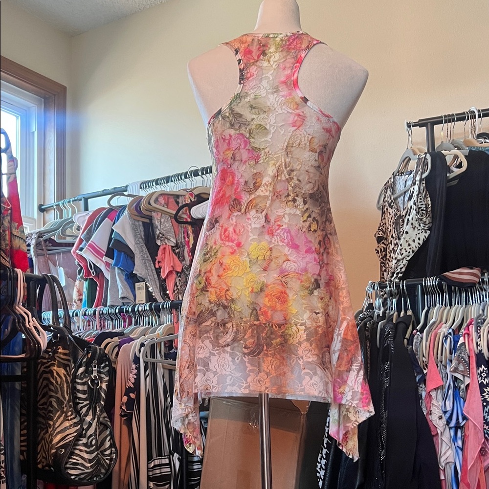 Floral Handkerchief long Hem Tank Top - Multicolor - Picture 5 of 5
